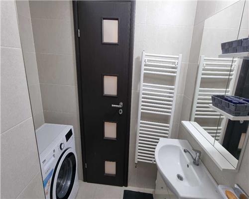 Inchiriere apartament 2 camere, de lux, bloc nou, in Ploiesti, zona centrala