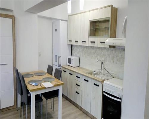 Inchiriere apartament 2 camere, de lux, bloc nou, in Ploiesti, zona centrala