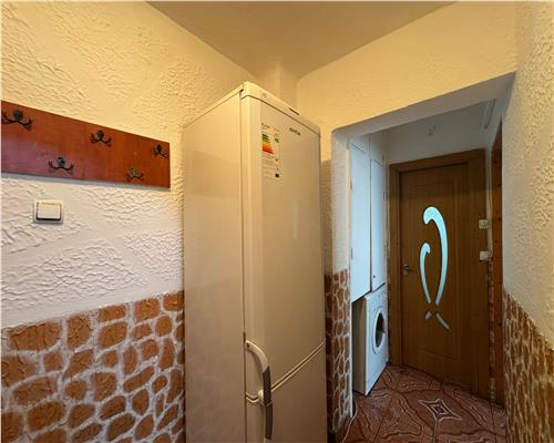 Vanzare apartament doua camere decomandat, centrala termica   Zona Republicii, Ploiesti