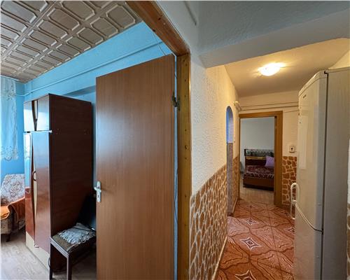 Vanzare apartament doua camere decomandat, centrala termica   Zona Republicii, Ploiesti