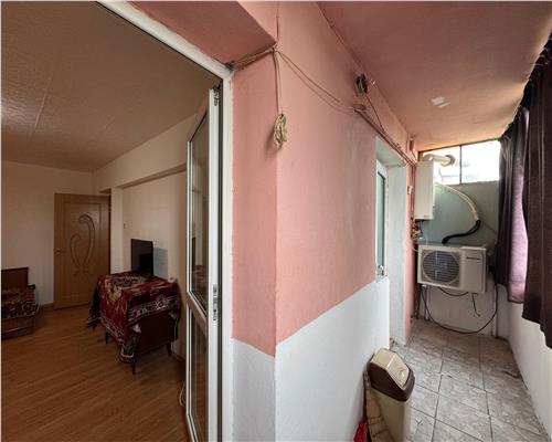 Vanzare apartament doua camere decomandat, centrala termica   Zona Republicii, Ploiesti