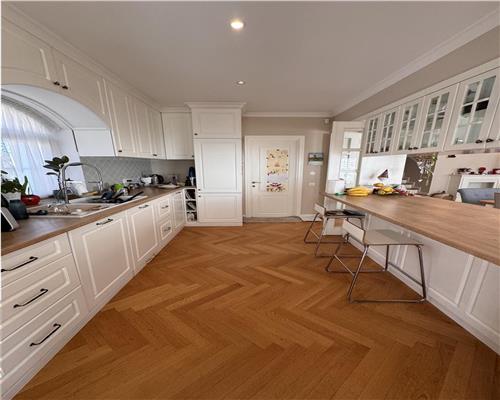 Casa premium, cartier privat cu SPA si teren sport, in Paulestii Noi