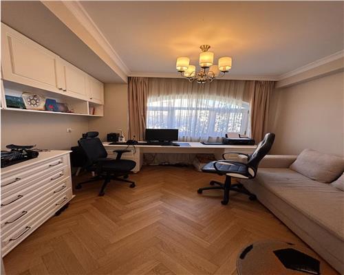 Casa premium, cartier privat cu SPA si teren sport, in Paulestii Noi