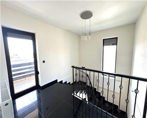 Casa de lux, P+1E, complet mobilata si utilata, Blejoi, Prahova