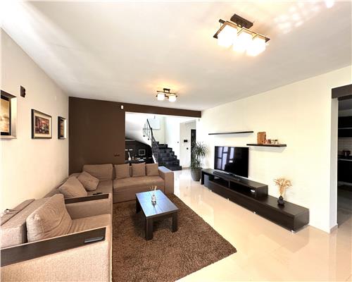 Casa de lux, P+1E, complet mobilata si utilata, Blejoi, Prahova