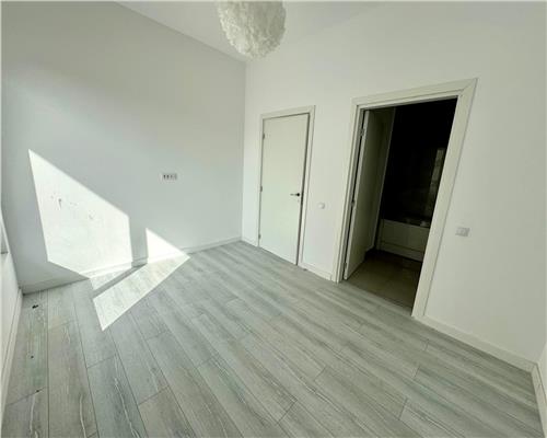 Vanzare apartament 3 camere, zona Cantacuzino   Carol Davila, Ploiesti.