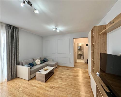 Inchiriere garsoniera de lux, parcare privata, zona Cartier Albert, MRS Village, Ploiesti.