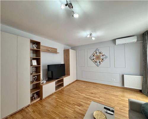 Inchiriere garsoniera de lux, parcare privata, zona Cartier Albert, MRS Village, Ploiesti.