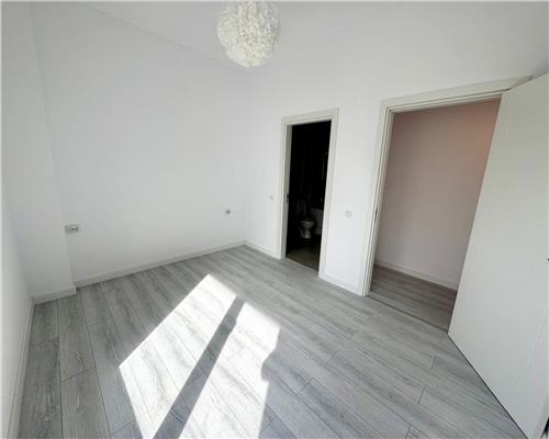 Vanzare apartament 3 camere, zona Cantacuzino   Carol Davila, Ploiesti.