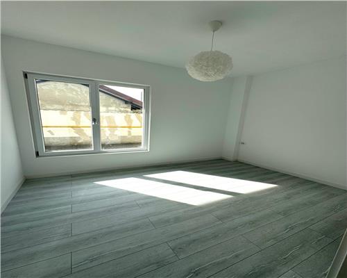 Vanzare apartament 3 camere, zona Cantacuzino   Carol Davila, Ploiesti.