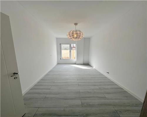 Vanzare apartament 3 camere, zona Cantacuzino   Carol Davila, Ploiesti.