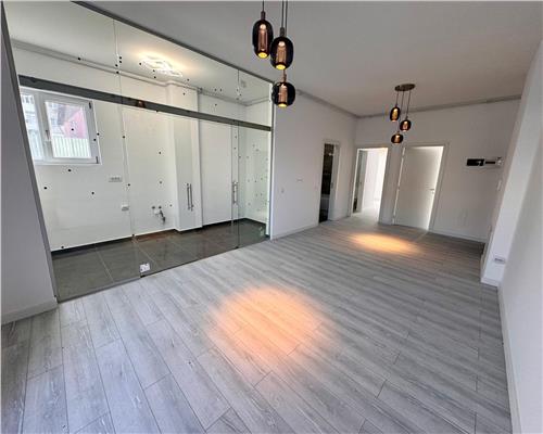 Vanzare apartament 3 camere, zona Cantacuzino   Carol Davila, Ploiesti.