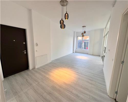 Vanzare apartament 3 camere, zona Cantacuzino   Carol Davila, Ploiesti.