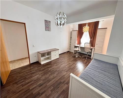 Vanzare apartament 3 camere, bloc 2016, Ploiesti, zona 9 Mai
