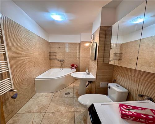 Vanzare apartament 3 camere, bloc 2016, Ploiesti, zona 9 Mai