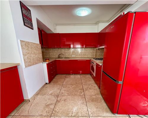 Vanzare apartament 3 camere, bloc 2016, Ploiesti, zona 9 Mai
