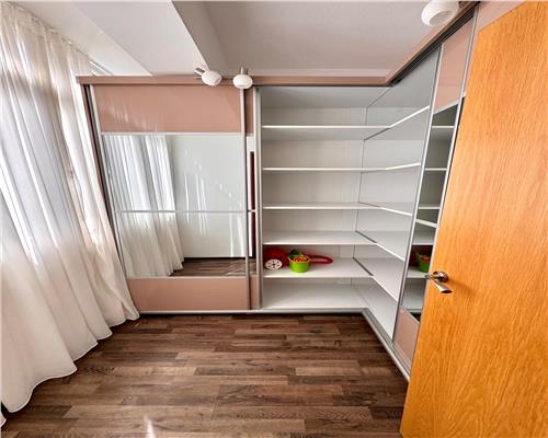 Vanzare apartament 3 camere, bloc 2016, Ploiesti, zona 9 Mai