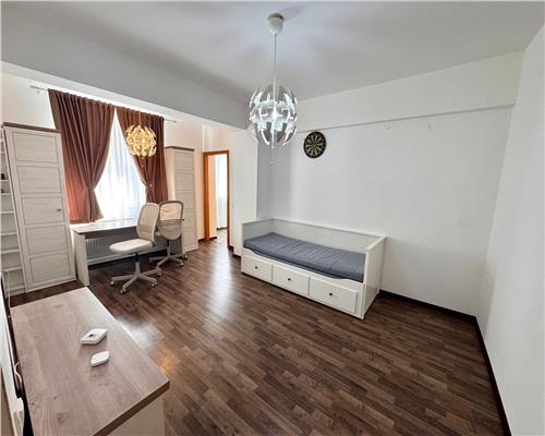 Vanzare apartament 3 camere, bloc 2016, Ploiesti, zona 9 Mai