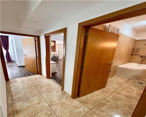 Vanzare apartament 3 camere, bloc 2016, Ploiesti, zona 9 Mai