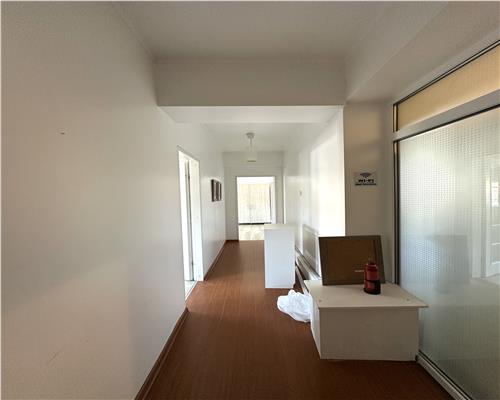 Apartament/Spatiu 4 camere, pretabil birouri, zona Cantacuzino, Ploiesti