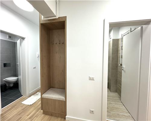 Vanzare apartament 3 camere, parcare proprie, cartier Albert, Ploiesti