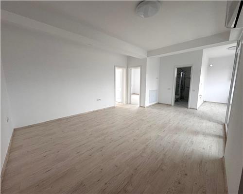 Vanzare apartament 3 camere, in Ploiesti, zona Albert, situat la etajul 2 intr-un bloc cu regimul de inaltime P+3+4 retras.