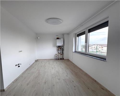 Vanzare apartament 3 camere, in Ploiesti, zona Albert, situat la etajul 2 intr un bloc cu regimul de inaltime P+3+4 retras.