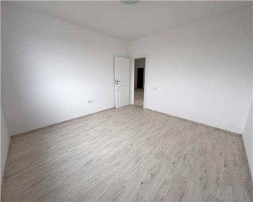 Vanzare apartament 3 camere, in Ploiesti, zona Albert, situat la etajul 2 intr un bloc cu regimul de inaltime P+3+4 retras.