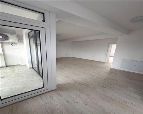 Vanzare apartament 3 camere, in Ploiesti, zona Albert, situat la etajul 2 intr un bloc cu regimul de inaltime P+3+4 retras.