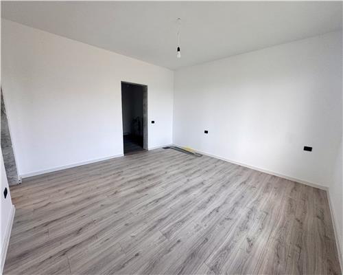 Casa parter 4 camere, teren 949 mp, Paulesti, Cocosesti.