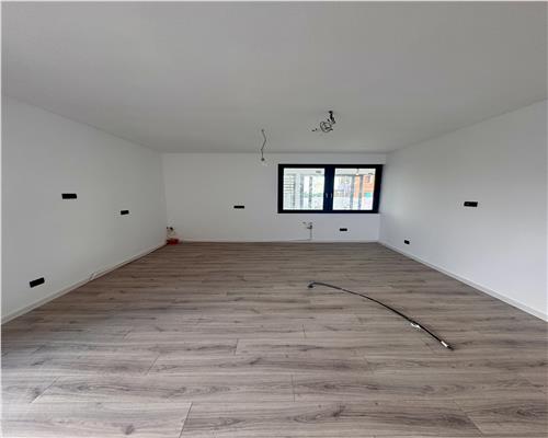 Casa parter 4 camere, teren 949 mp, Paulesti, Cocosesti.