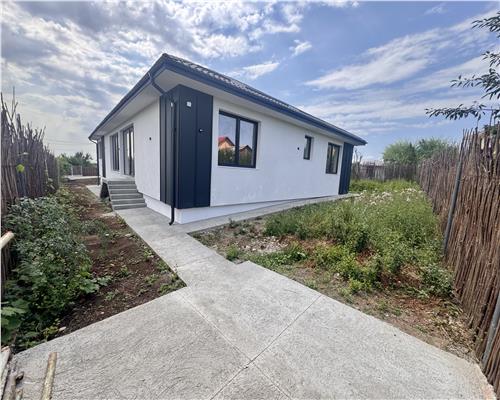 Casa parter 4 camere, teren 949 mp, Paulesti, Cocosesti.