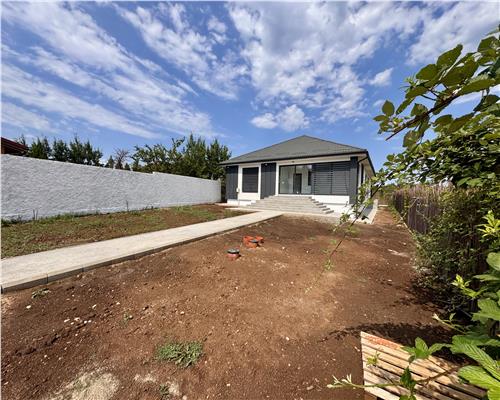 Casa parter 4 camere, teren 949 mp, Paulesti, Cocosesti.