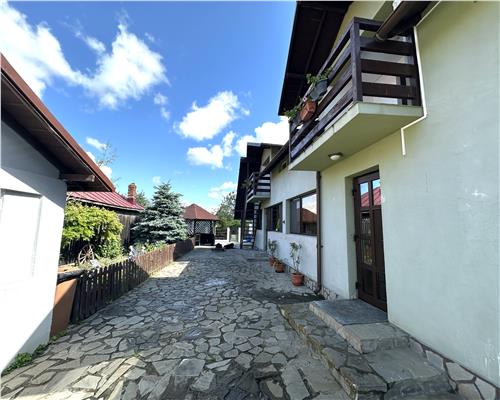 Casa de vanzare, 5 camere, panouri solare, Pietrosani, Prahova