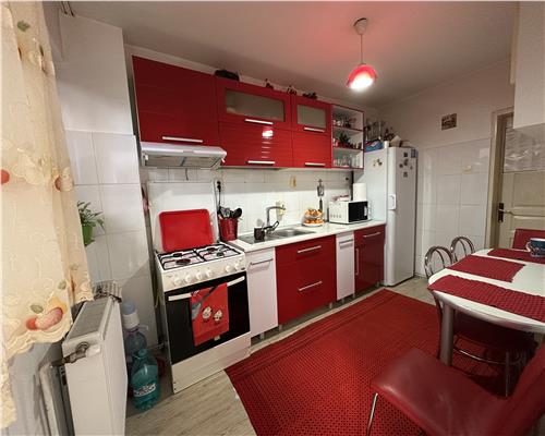 Casa de vanzare, 5 camere, panouri solare, Pietrosani, Prahova