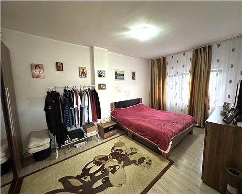 Casa de vanzare, 5 camere, panouri solare, Pietrosani, Prahova