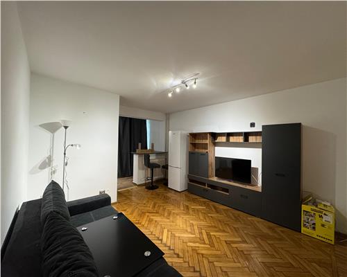 Garsoniera la prima inchiriere in Ploiesti, zona Nord Spitalul Judetean