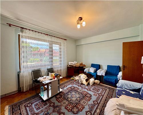 Apartament 4 camere, nemobilat, zona Ultracentrala, Ploiesti