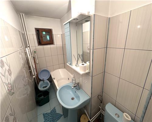 Inchiriere apartament 2 camere, zona Malu Rosu, Ploiesti