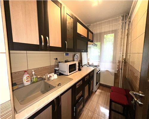 Inchiriere apartament 2 camere, zona Malu Rosu, Ploiesti