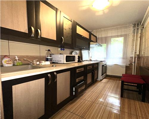 Inchiriere apartament 2 camere, zona Malu Rosu, Ploiesti