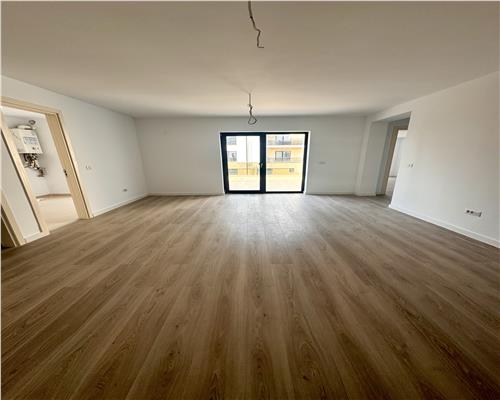 Apartament 3 camere plus birou, terasa proprie, padurea Paulesti
