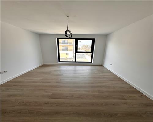 Apartament 3 camere plus birou, terasa proprie, padurea Paulesti