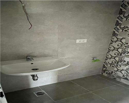 Vanzare garsoniera, parcare supraterana, zona Cartier Albert, MRSVillage, Ploiesti