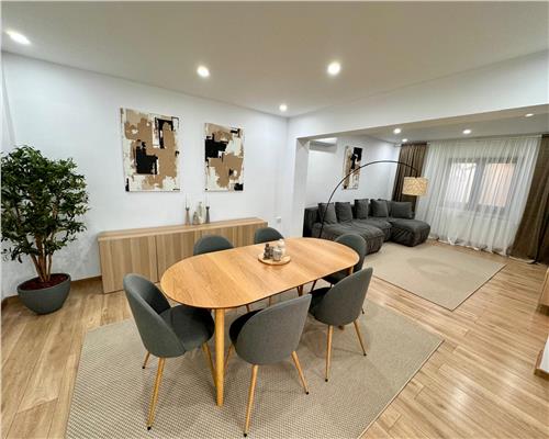 Casa 5 camere P+ M, in Tatarani, la 5 minute de Ploiesti si 5  Minute de A3.