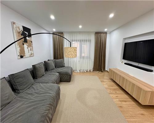 Casa 5 camere P+ M, in Tatarani, la 5 minute de Ploiesti si 5  Minute de A3.