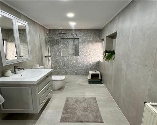 Casa 5 camere P+ M, in Tatarani, la 5 minute de Ploiesti si 5  Minute de A3.