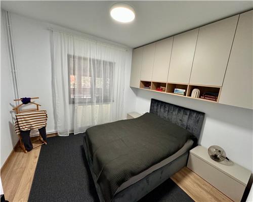 Casa 5 camere P+ M, in Tatarani, la 5 minute de Ploiesti si 5  Minute de A3.