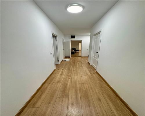 Casa 5 camere P+ M, in Tatarani, la 5 minute de Ploiesti si 5  Minute de A3.