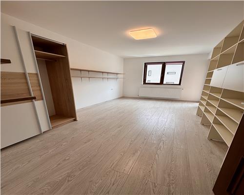Apartament 2 camere, parcare proprie, Ploiesti, cartier Albert